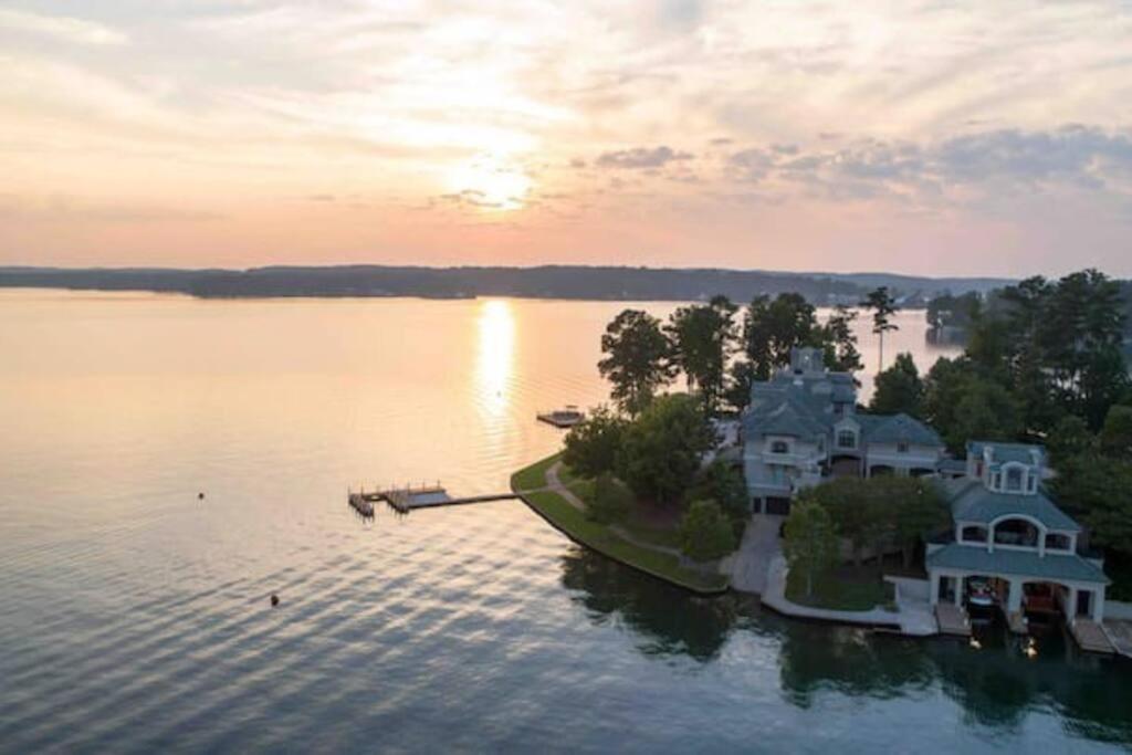 Lakeside Grande Villa Alexander City Ngoại thất bức ảnh